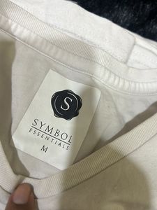 White T-shirt With Round Neck
