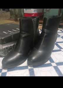 Black Boots By Elle