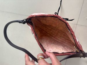 Pintresy Shoulder Bag