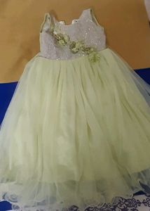 Green party gown (4-8yrs)