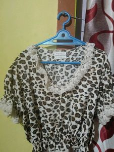 cheetah printed crop top