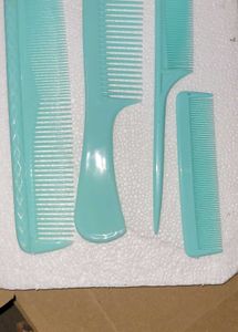 Vintage Hair Comb Set