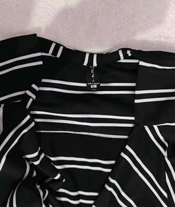 Striped Sleeveless Shrug