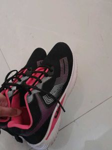 Sports Shoes