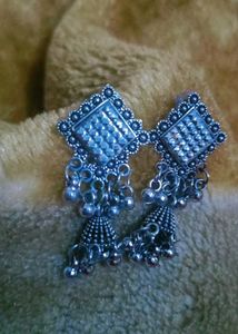 Silver Jhumka Earrings