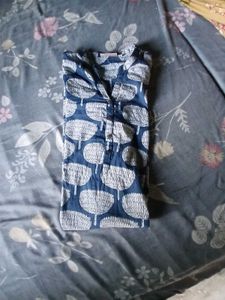 Women&#39;s Cotton Kurtis