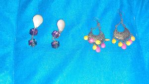 Two Pair Of Fashion Earings