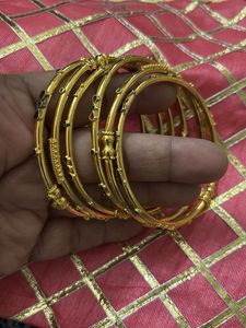 Gold-toned Bangle