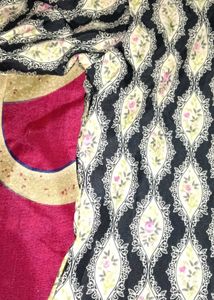 Totally 6 ( 3kurthis 2 Gown 1 Jens Ladies 32 Size)