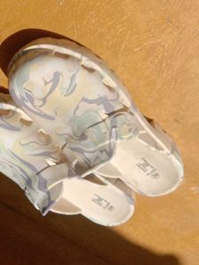 Stylish Patterned Clogs