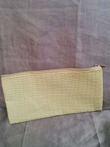 Green Pouch
