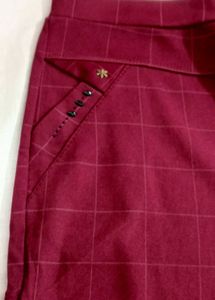 Korean Maroon Jeggings With Pocket