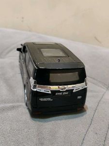 Toyota Alphard Diecast Model Musical