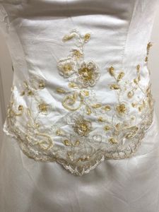 Elegant Vintage Wedding Gown🤍
