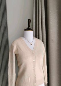 Uniqlo Cashmere Woolen Cardigan🇸‌🇦‌🇱‌🇪