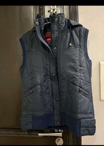 Sleeveless Hooded (Unisex)