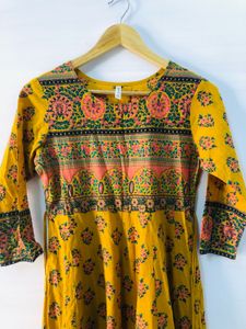 Floral Print Flared Kurta