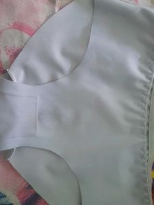 Comfortable Men's White Inner Vest