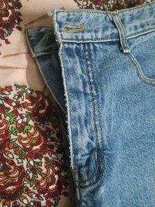 Light Blue Straingt Jeans
