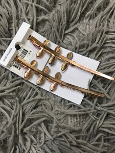 New Hair Pin Set Of 2