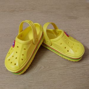 Kids Lightweight &amp; Soft Clogs Size-28 Age-5 to 6Yr