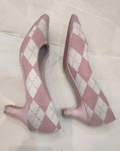 Kins Brand Textured Pumps