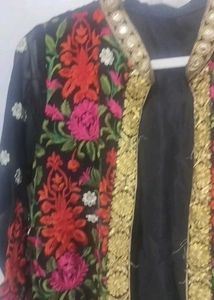 Floral Embroidered Kurta Shrug