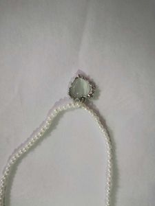 White Pearls Necklace
