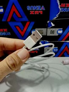 MI ORIGINAL C-TYPE CABLE
