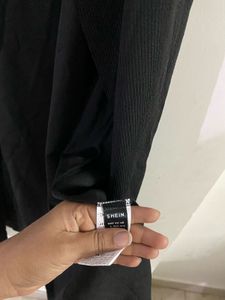 Sleeveless Black Shrug