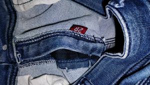 Frayed Hem Jeans