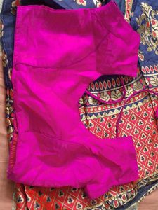 Lehenga Blouse Dupatta Negotiable Price