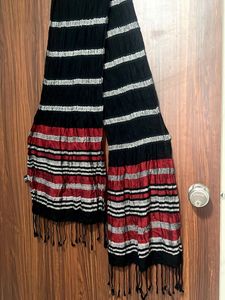 Women’s Striped Scarf with Tassels