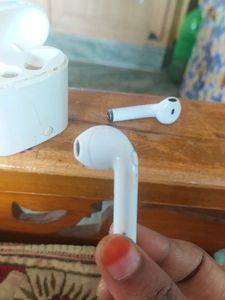 Bluetooth headphones