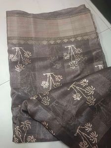 Brown Linen Saree with Palm Tree Print
