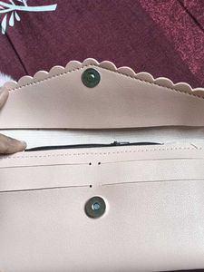 Peach Wallet