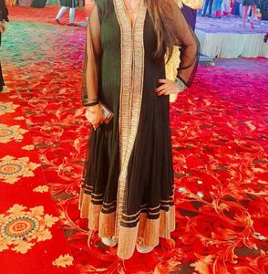 Hi This Is Beautiful Party Wear Gown .