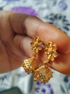 Earrings ♥️