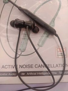 Wireless Neckband Earphones
