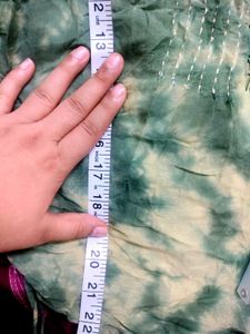 Green Sleeveless Top