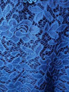 Women&#39;s Sleeveless Laced Top With A Suprise Freebie!