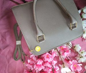 Handbag ...