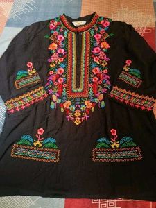 Embroidered Floral Kurta