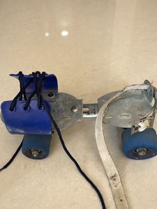 Skates