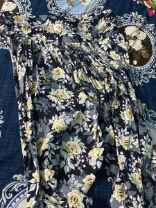 Punjabi Sleeveless Suit With Salwar