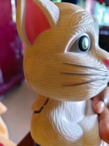 Broken Talking Tom Toy
