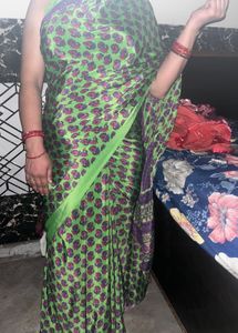 crepe green saree