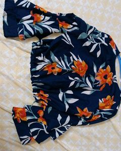 ZARA Ruffled Floral Top