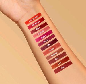 Cougar- MYGLAMM Ultimatte Long-stay Matte Lipstick