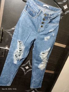 Ripped High-Waist Button Jeans